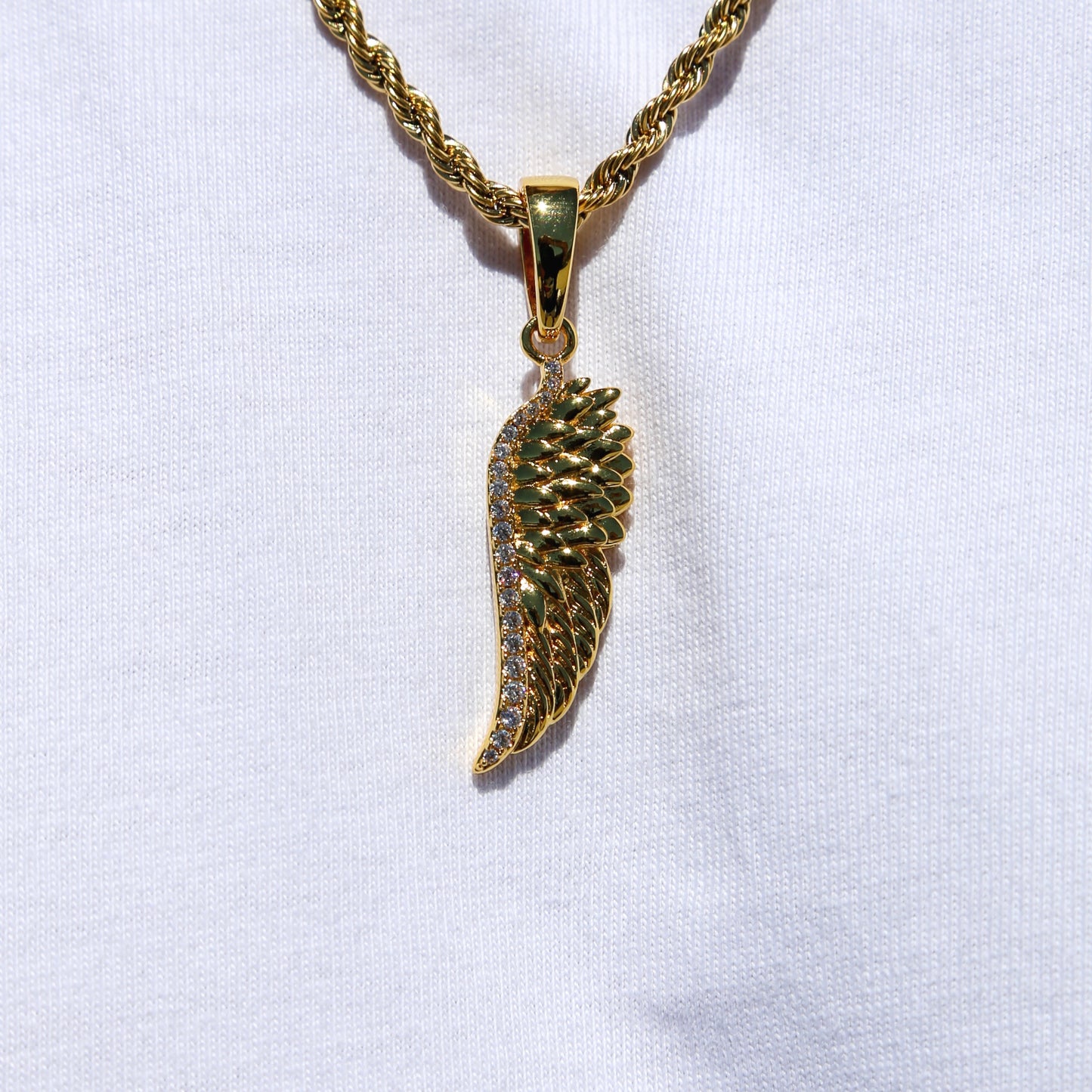 Flight Pendant - Gold